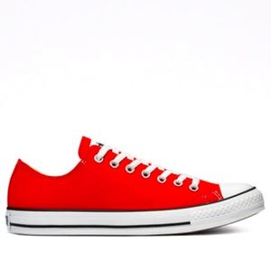 Chuck Taylor All Star Converse. Low Top. Size 4 (M) Size 6 (W)